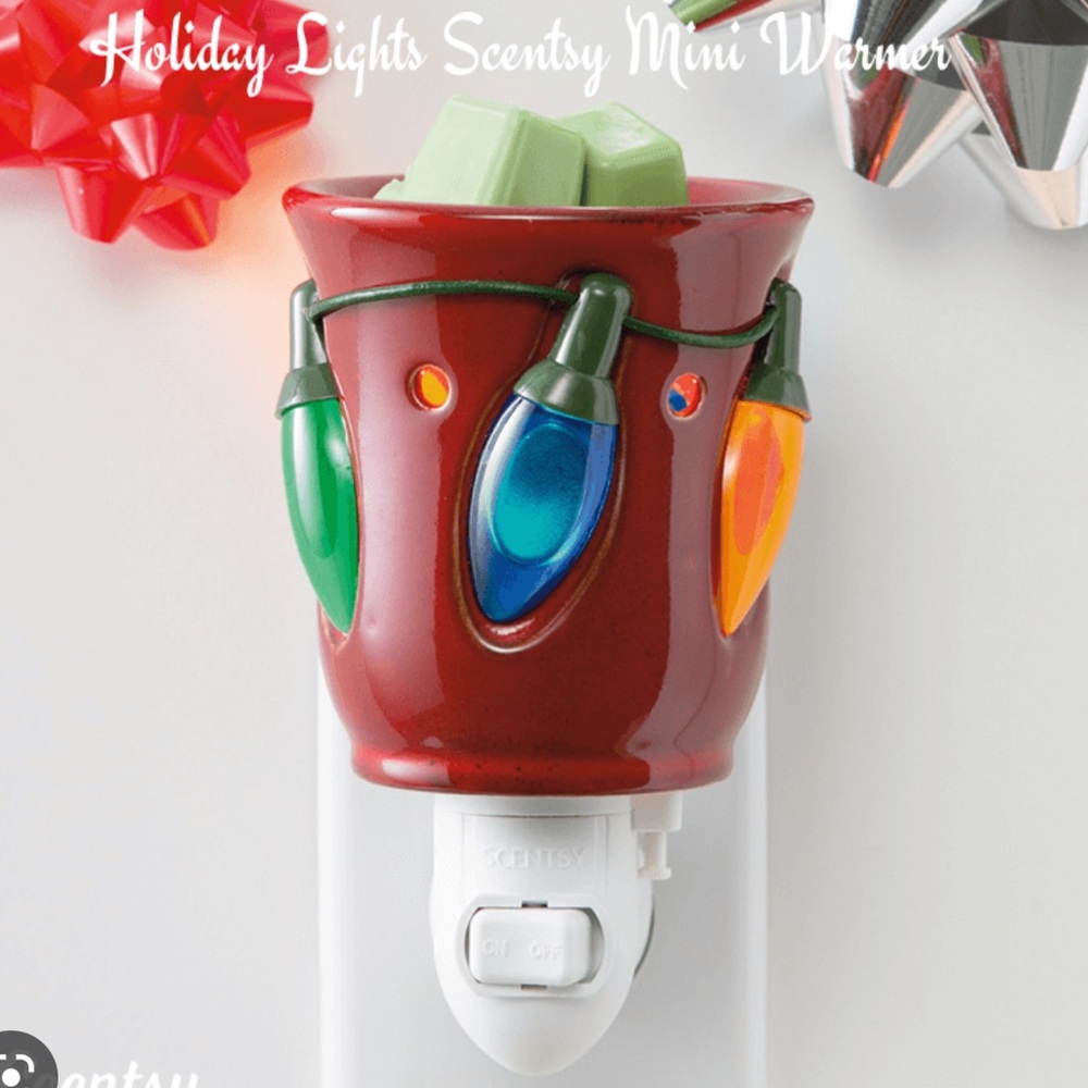 Holiday Lights mini plug in warmer Scentsy NEW IN BOX
